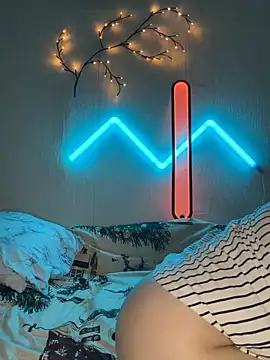 AlyaX X online show from 04/02/26, 10:46