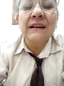 Snapshot of JULIETA_21- chatting on 02/23/26, 12:02 JULIETA 21- online show from 02/23/26, 12:02