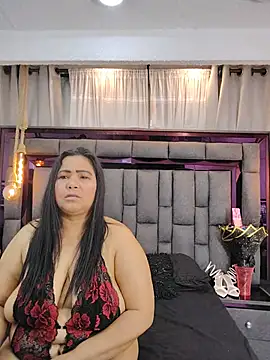 Karina Mendoza online show from 07/12/26, 12:07