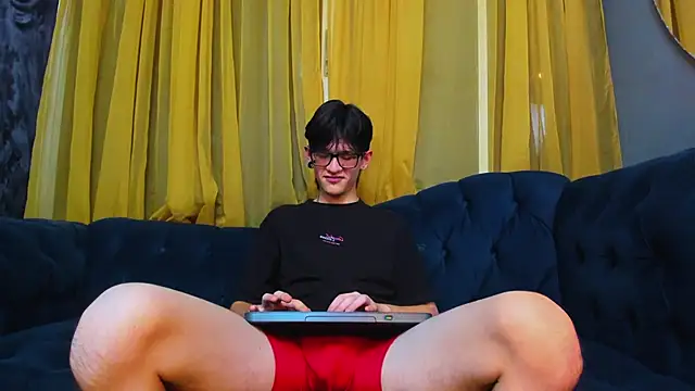 Snapshot of Jax_valentine chatting on 02/26/26, 11:04 Jax valentine online show from 02/26/26, 11:04