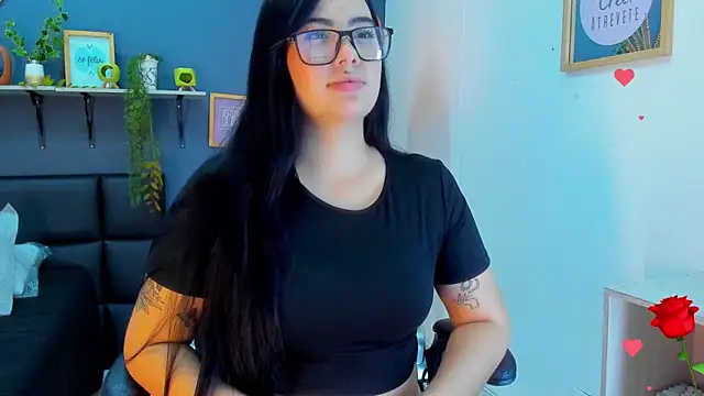 Snapshot of eliza_pink24 chatting on 02/19/26, 09:44 eliza pink24 online show from 02/19/26, 09:44