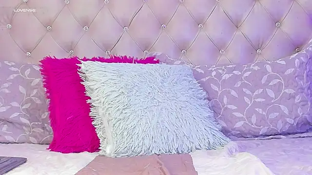 Vero Ivanova online show from 07/20/26, 12:25