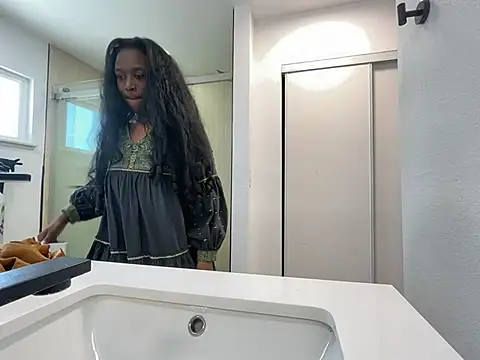 Anadia Starr online show from 04/12/26, 12:15