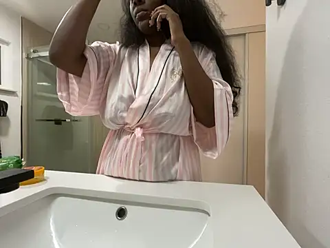 Anadia Starr online show from 04/18/26, 02:37