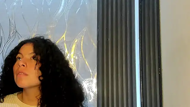 Snapshot of Zoe-yanin chatting on 02/12/26, 06:58 Zoe-yanin online show from 02/12/26, 06:58