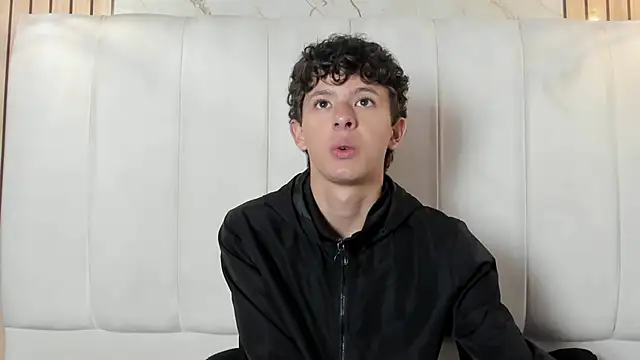 Snapshot of David_Roy_ chatting on 02/23/26, 12:57 David Roy online show from 02/23/26, 12:57