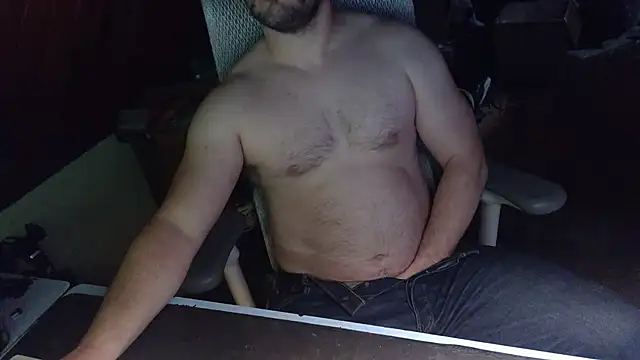 under the desk40 online show from 04/23/26, 09:52