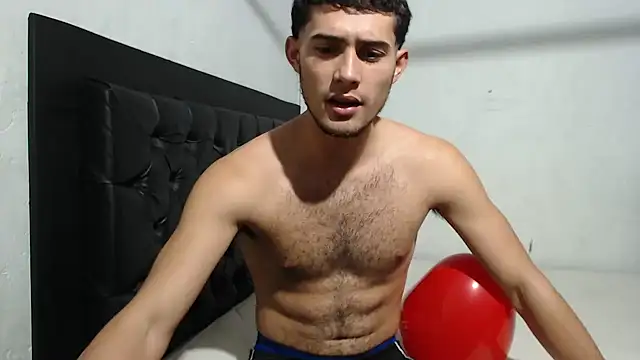 Snapshot of jhayko22 chatting on 02/16/26, 01:57 jhayko22 online show from 02/16/26, 01:57