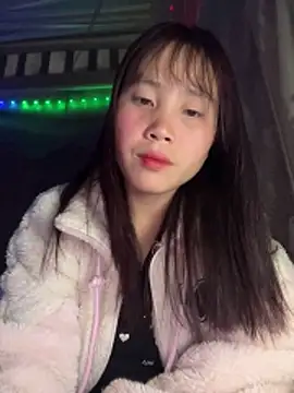 Snapshot of kekely chatting on 02/04/26, 02:23 kekely online show from 02/04/26, 02:23