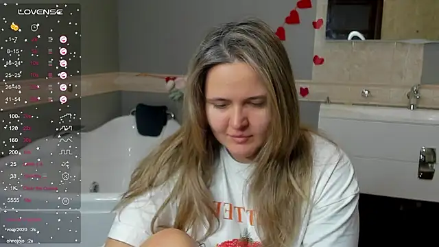 Snapshot of LilyBel chatting on 02/24/26, 08:01 LilyBel online show from 02/24/26, 08:01