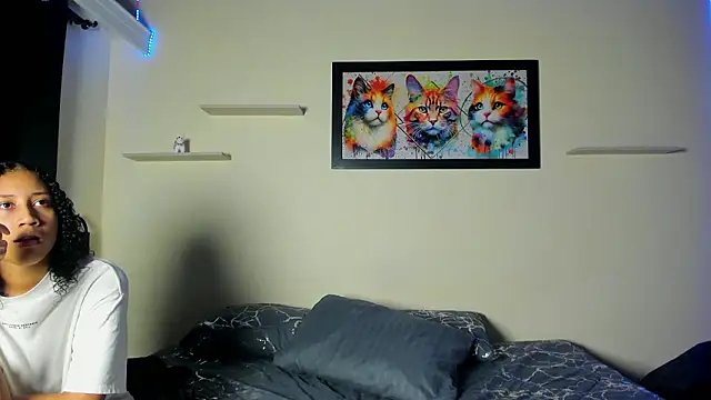 Snapshot of meredit_cris23 chatting on 02/04/26, 04:29 meredit cris23 online show from 02/04/26, 04:29