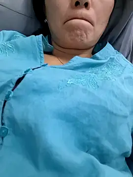 Baby-loveass69 online show from 02/01/26, 05:50