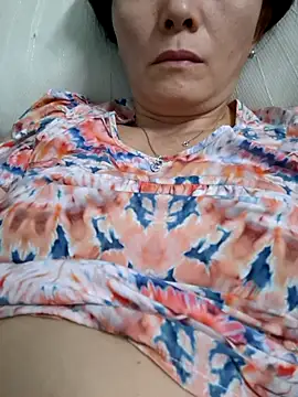 Snapshot of Baby-loveass69 chatting on 04/27/26, 02:37 Baby-loveass69 online show from 04/27/26, 02:37