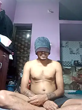 Snapshot of Fetish-Couple2 chatting on 02/04/26, 08:14 Fetish-Couple2 online show from 02/04/26, 08:14