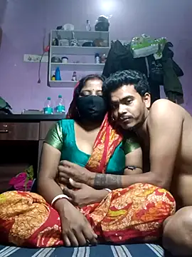 Snapshot of Fetish-Couple2 chatting on 03/02/26, 11:17 Fetish-Couple2 online show from 03/02/26, 11:17