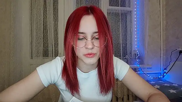 Snapshot of CalandraRolon chatting on 03/03/26, 06:36 CalandraRolon online show from 03/03/26, 06:36