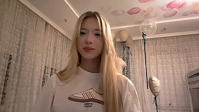 Snapshot of IvyArmbrister chatting on 02/23/26, 07:22 IvyArmbrister online show from 02/23/26, 07:22