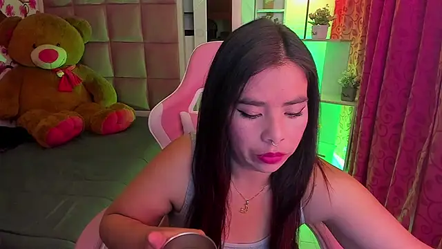 liany taylor online show from 02/26/26, 09:19