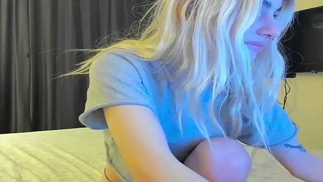 Lesyalisss online show from 03/18/26, 10:13