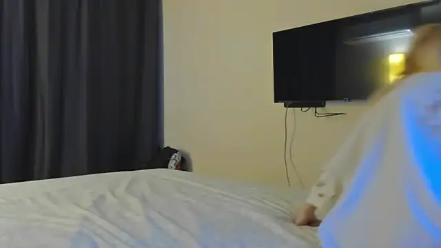 Lesyalisss online show from 04/16/26, 06:52