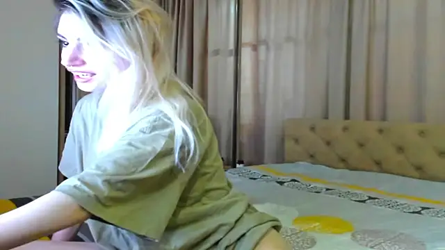 Lesyalisss online show from 04/26/26, 07:22