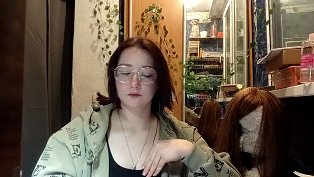 PhoebePalmer online show from 02/10/26, 08:02