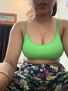 kavyababy00 online show from 03/22/26, 04:43