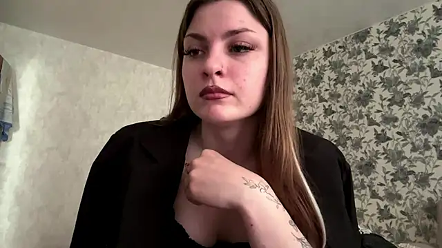 JackiStrum online show from 04/14/26, 10:54