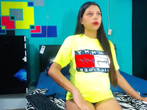 Snapshot of analyn-2027 chatting on 02/22/26, 07:56 analyn-2027 online show from 02/22/26, 07:56