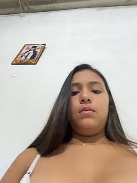 Baby morena12 online show from 04/01/26, 04:13