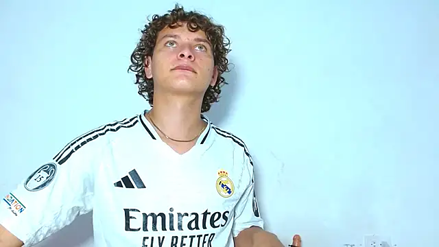 arielnoir6958 online show from 04/03/26, 11:36