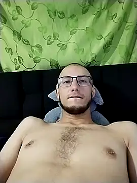 Snapshot of Camilo1826 chatting on 04/08/26, 03:23 Camilo1826 online show from 04/08/26, 03:23