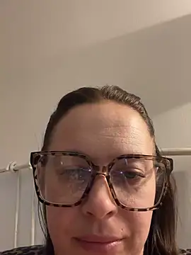 SophieSchmidt online show from 04/14/26, 06:25