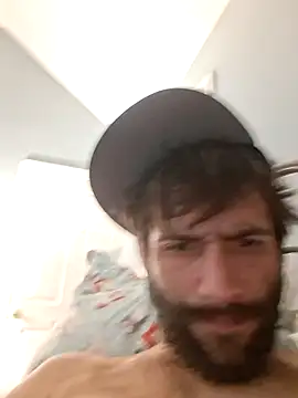 Snapshot of TrndSettr chatting on 02/03/26, 02:53 TrndSettr online show from 02/03/26, 02:53