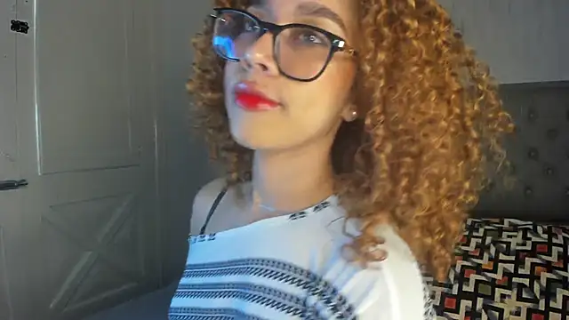 Sienna brunette online show from 04/15/26, 12:12