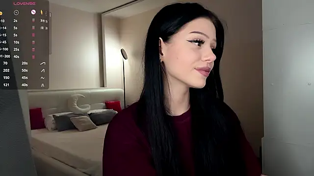 Snapshot of randiburt chatting on 02/12/26, 05:41 randiburt online show from 02/12/26, 05:41