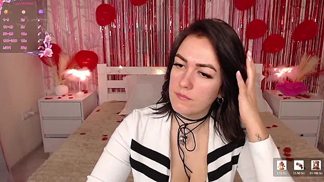 Snapshot of b1ushf1owerr chatting on 02/13/26, 04:58 b1ushf1owerr online show from 02/13/26, 04:58