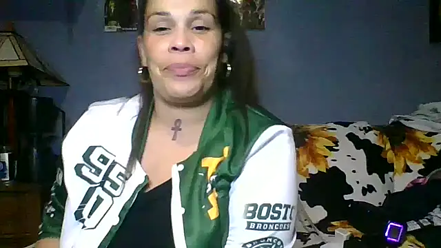 Snapshot of harleycakess chatting on 05/23/26, 11:58 harleycakess online show from 05/23/26, 11:58