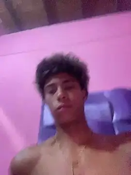 Snapshot of Adan21_cm chatting on 02/13/26, 07:37 Adan21 cm online show from 02/13/26, 07:37