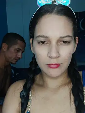 Snapshot of Perla_and_Maikol chatting on 02/17/26, 12:07 Perla and Maikol online show from 02/17/26, 12:07