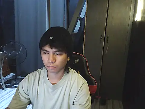 Guy nextdoor69 online show from 02/01/26, 06:01