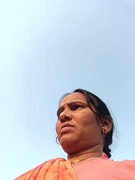 Snapshot of Muskan44s chatting on 05/18/26, 12:40 Muskan44s online show from 05/18/26, 12:40