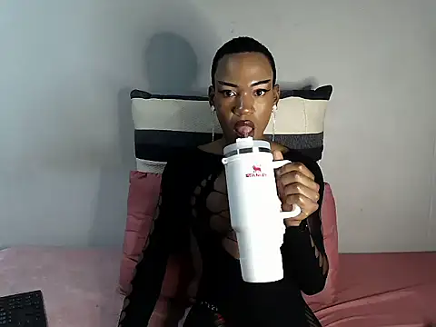 Snapshot of Riaanxxx chatting on 02/26/26, 11:59 Riaanxxx online show from 02/26/26, 11:59