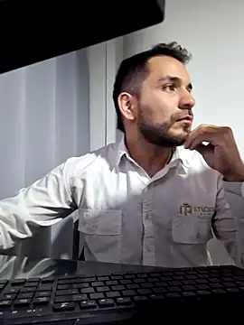 noa desire online show from 02/13/26, 06:09