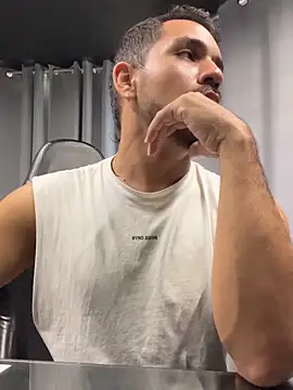 noa desire online show from 03/01/26, 09:28