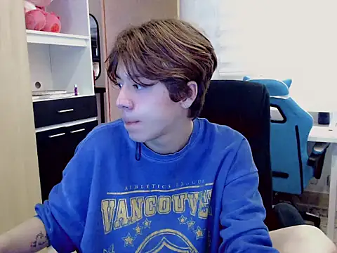 duvisex19 online show from 02/10/26, 08:46