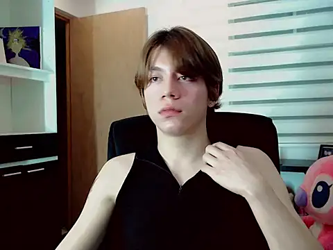 duvisex19 online show from 04/15/26, 11:05