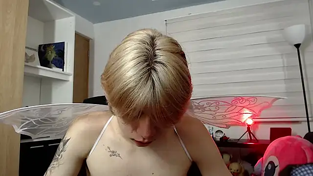 Snapshot of duvisex19 chatting on 05/20/26, 12:39 duvisex19 online show from 05/20/26, 12:39