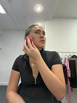 MonicaWestt online show from 07/09/26, 05:55