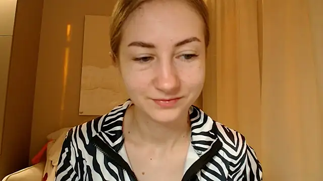 BluueSilk online show from 02/11/25, 06:08